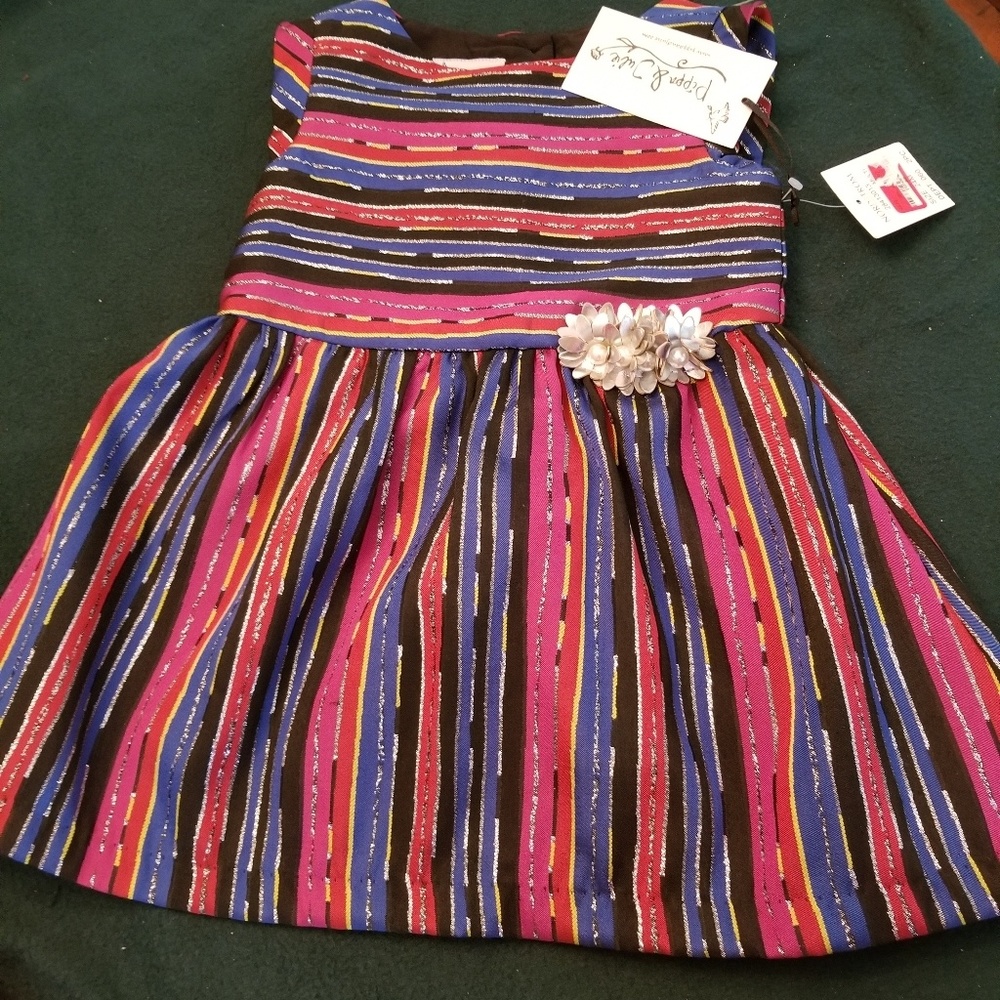Pipa and Julie dress